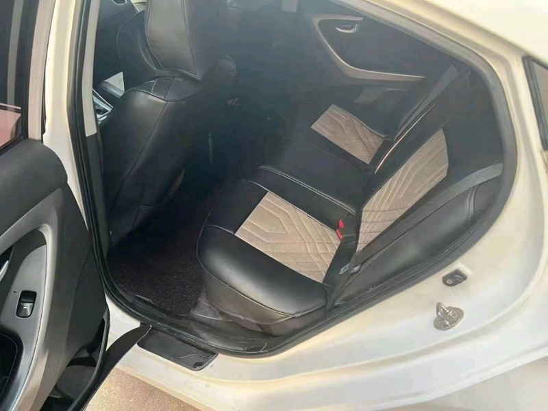 北京17年现代朗动3