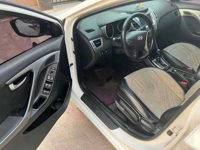 北京17年现代朗动4