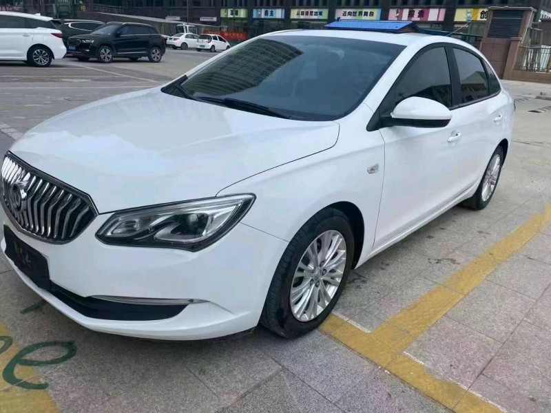 北京17年别克英朗2