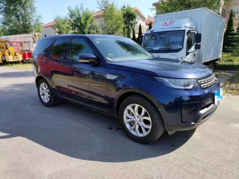 北京19年路虎发现2