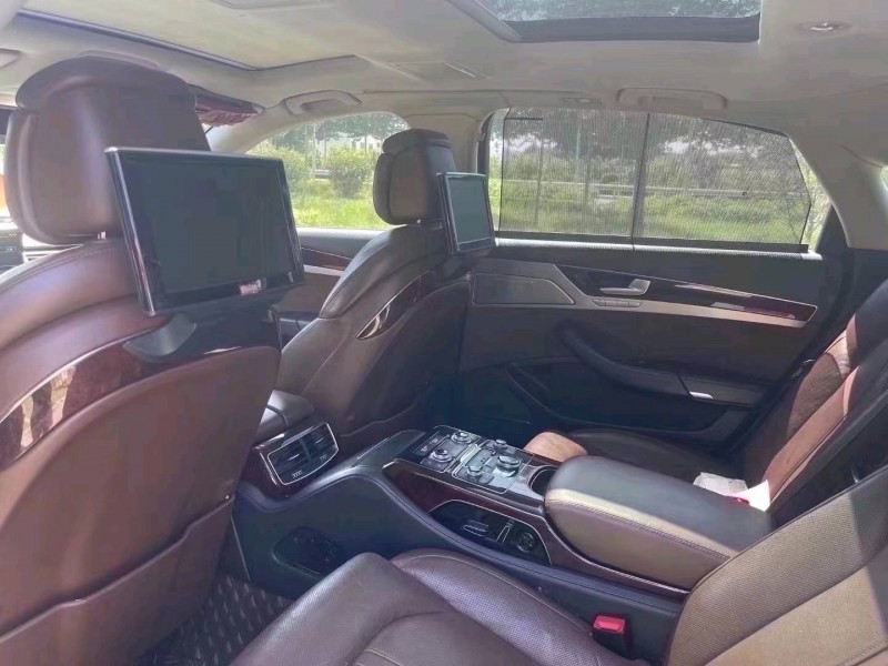 北京12年奥迪A8L2