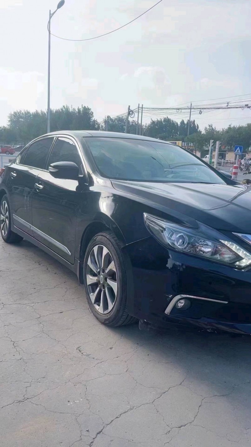 北京18年日产天籁2