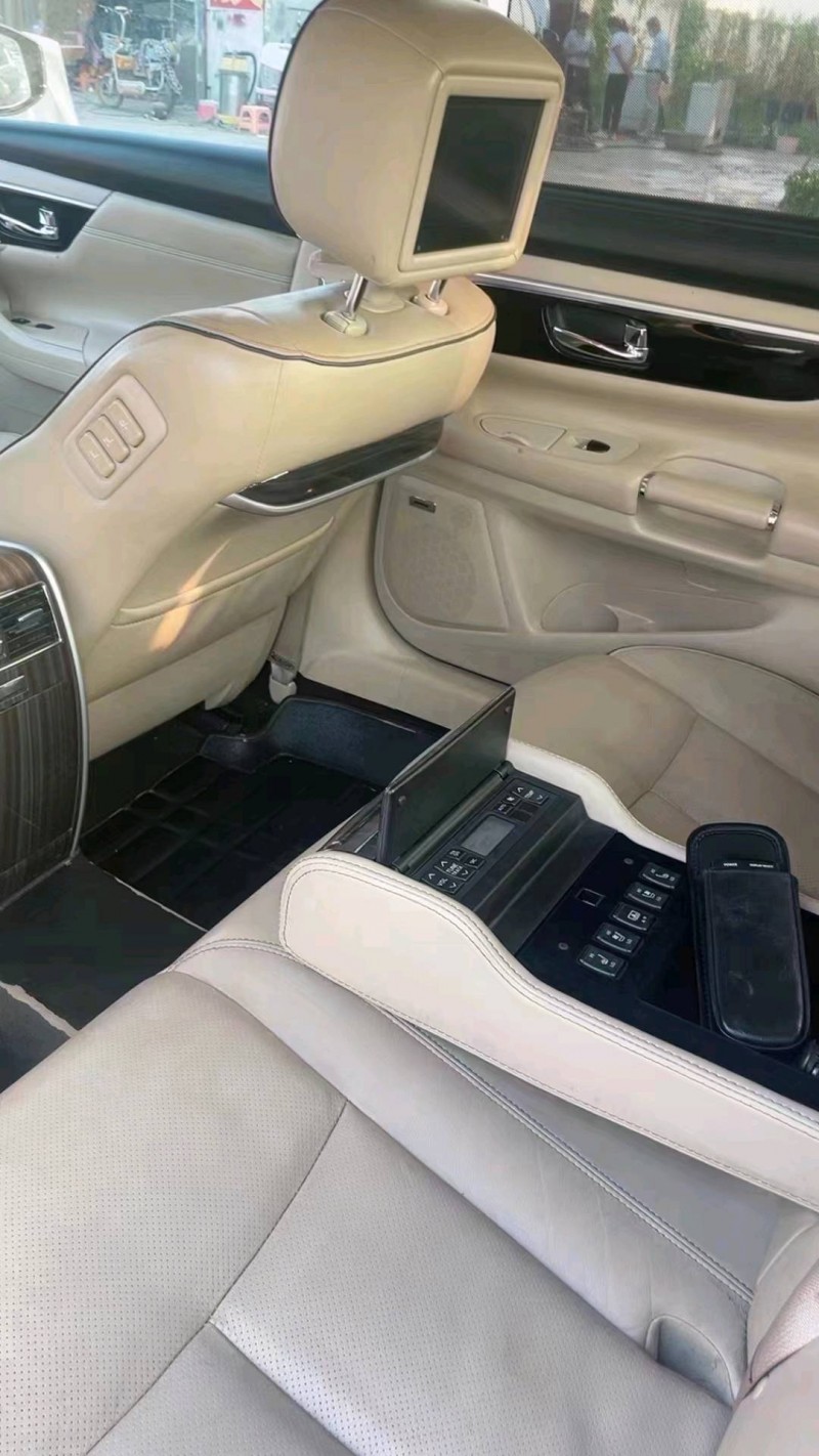 北京18年日产天籁7