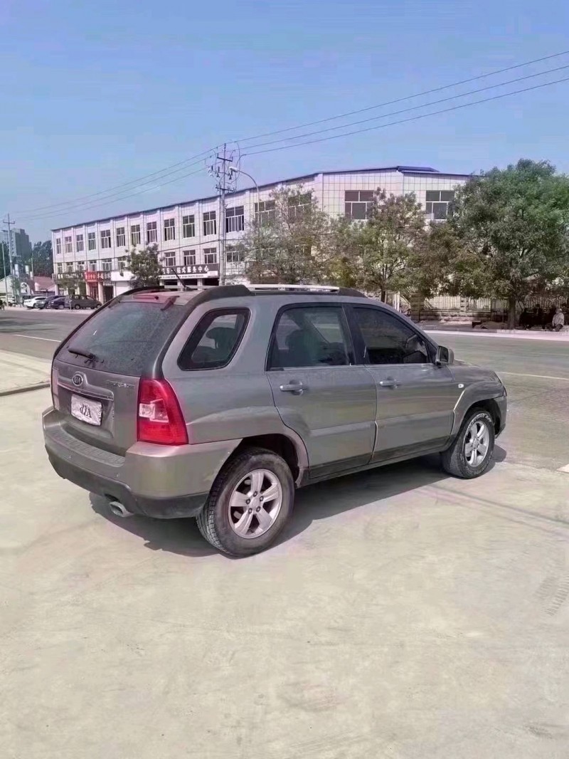 北京13年起亚狮跑7