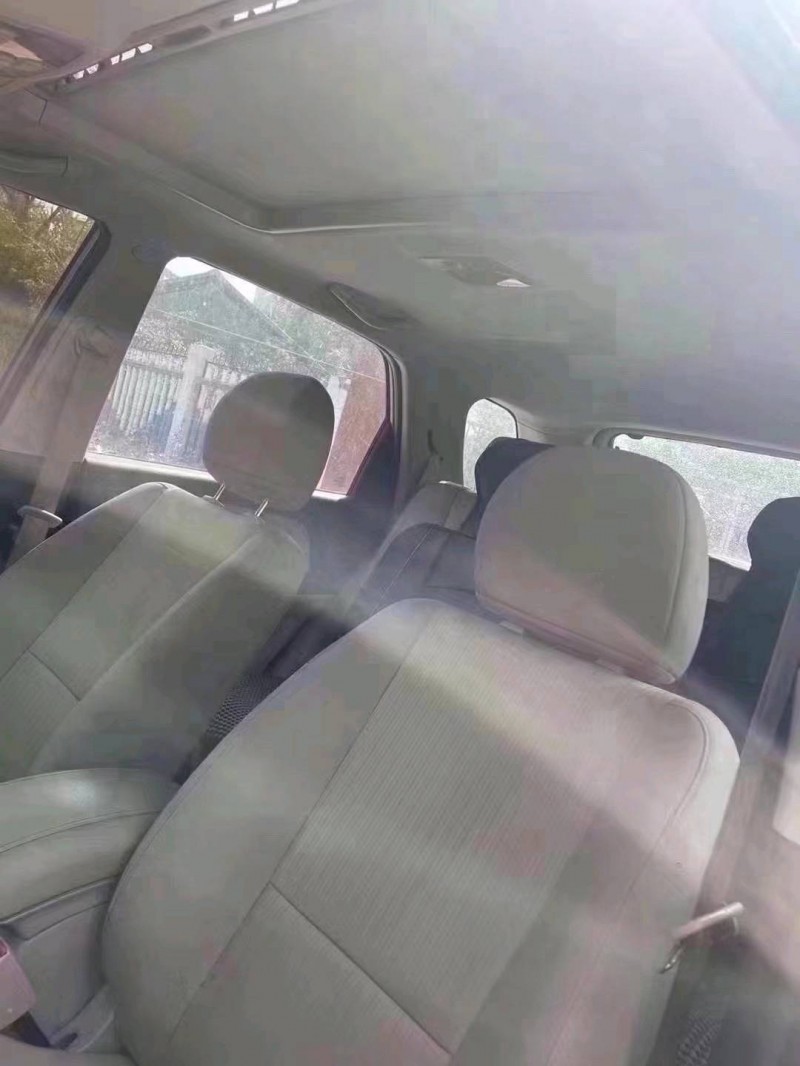 北京13年起亚狮跑9