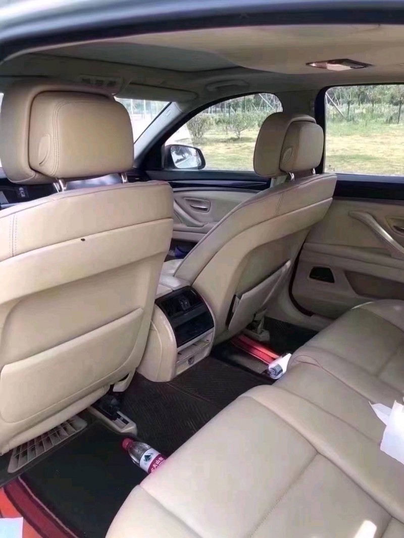 北京12年宝马5系5