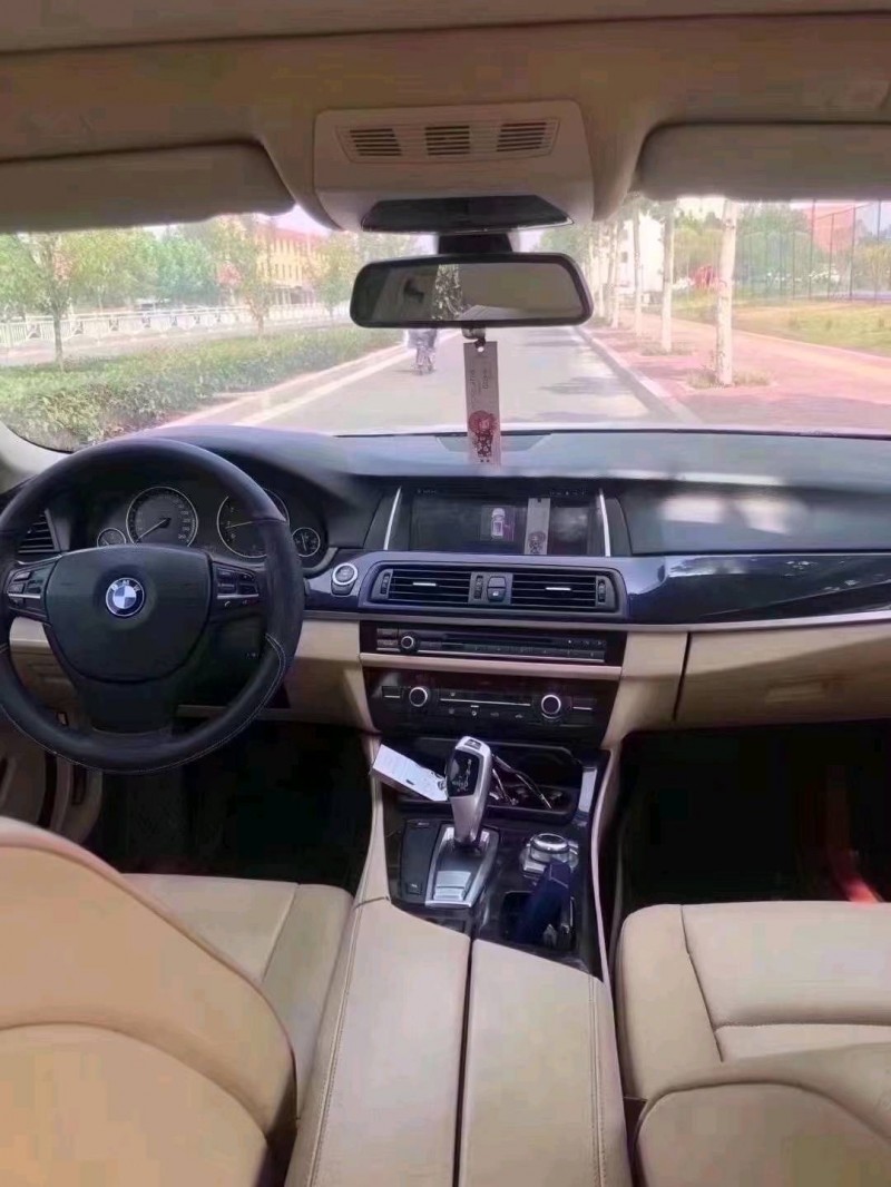 北京12年宝马5系4