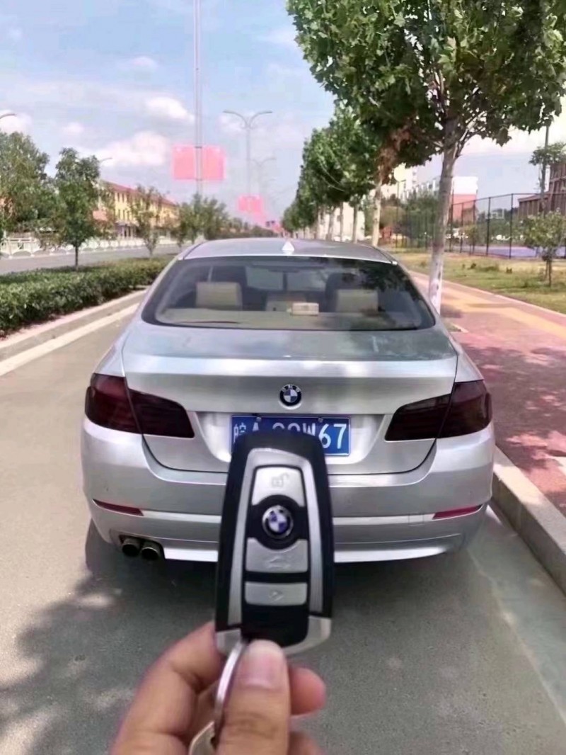 北京12年宝马5系7