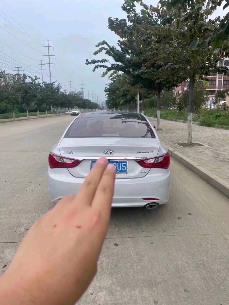 北京14年现代索纳塔八4