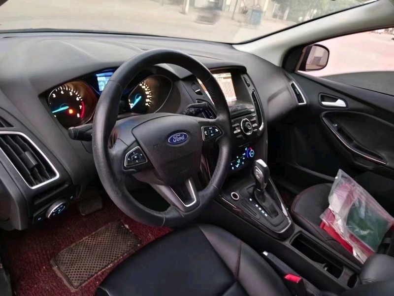 北京16年福特福克斯9