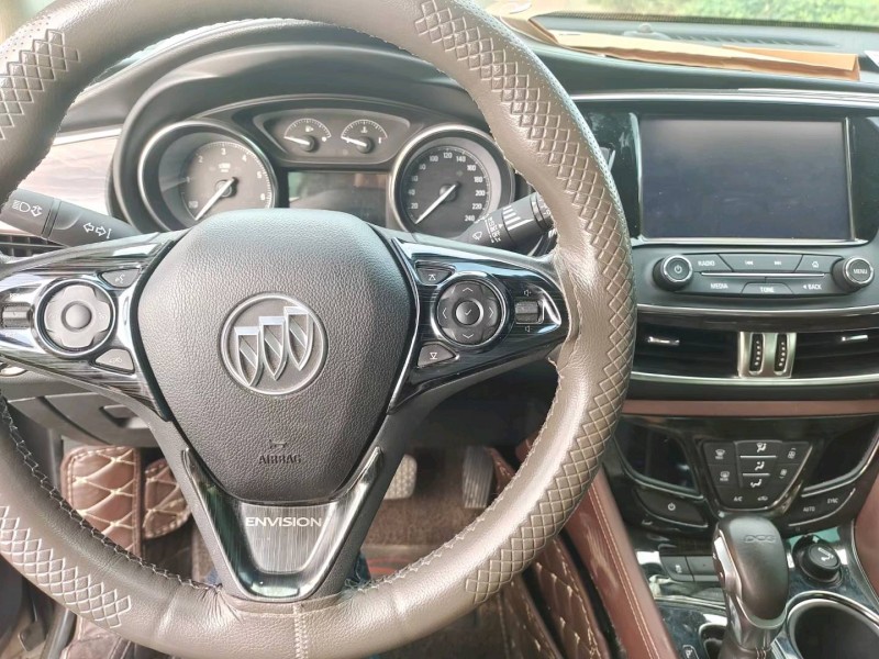 济宁17年别克昂科威4