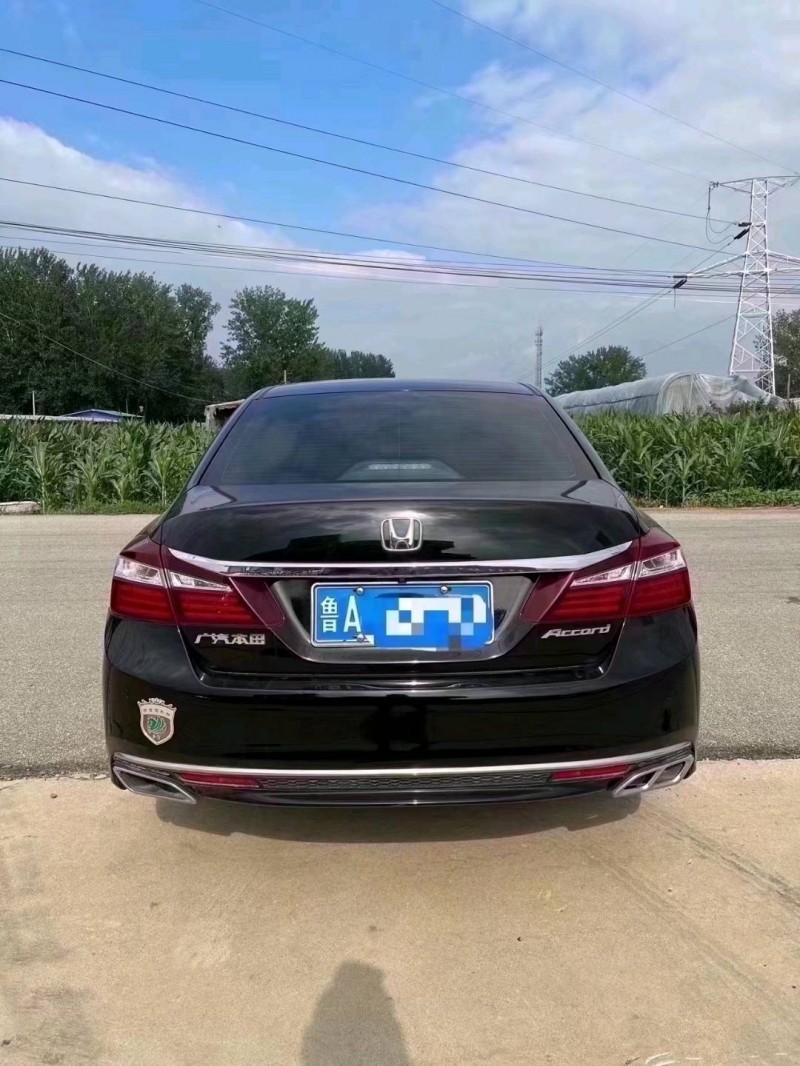 北京17年本田雅阁1