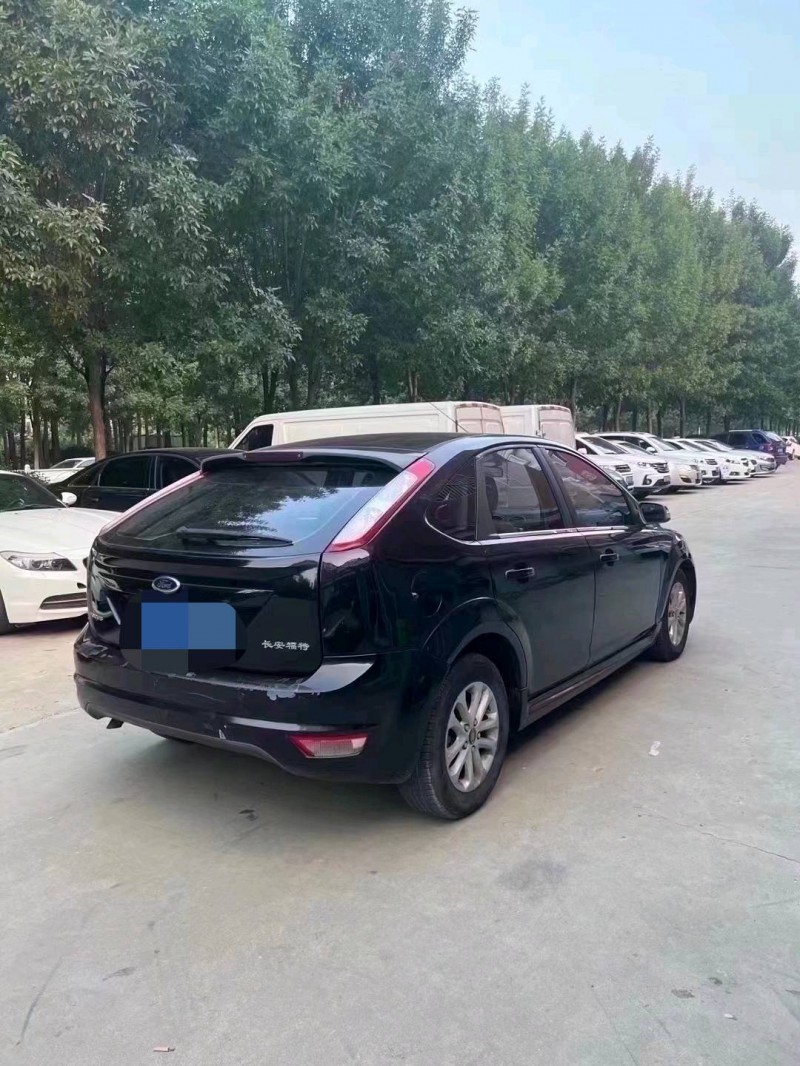 北京11年福特福克斯5