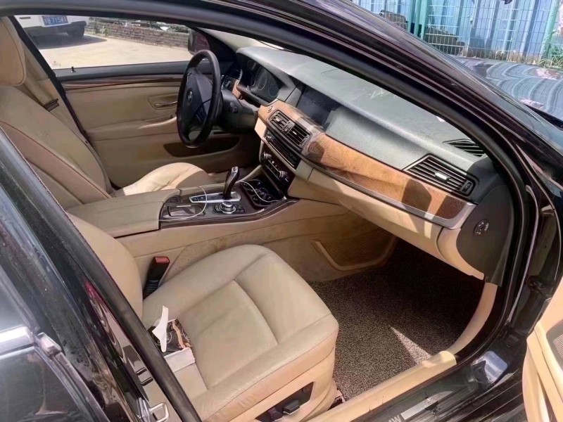 北京11年宝马5系4