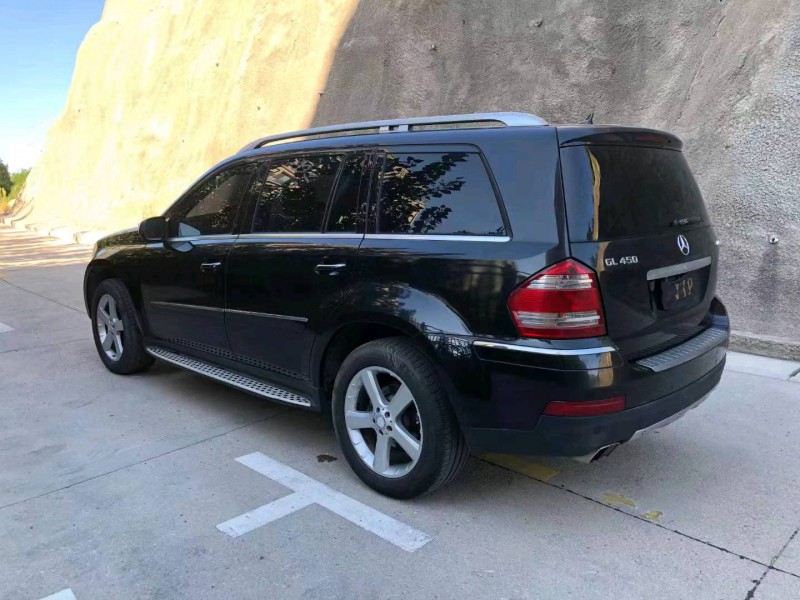 枣庄09年奔驰GLS7