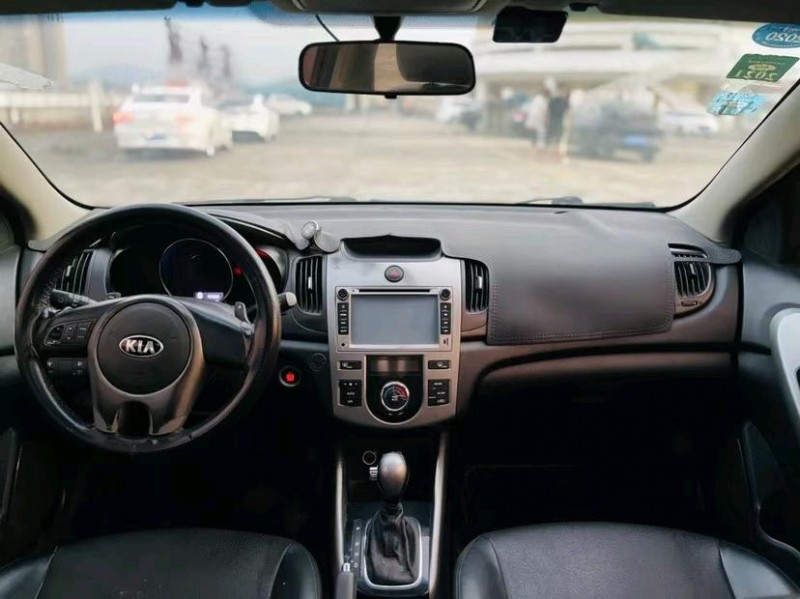 东莞14年起亚福瑞迪5