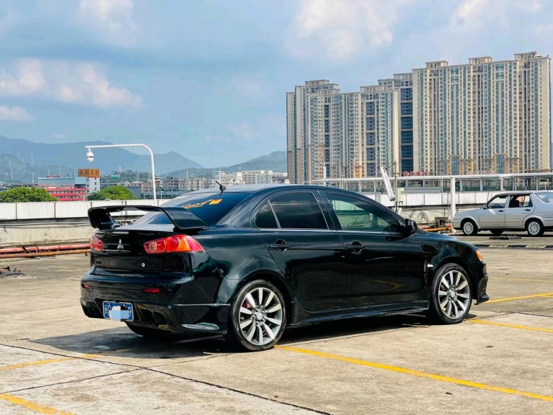 东莞09年三菱蓝瑟8