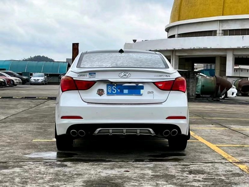 东莞15年现代名图9