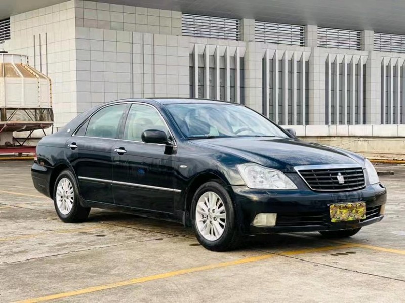 东莞06年丰田皇冠3