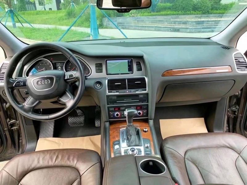 廊坊13年奧迪Q76