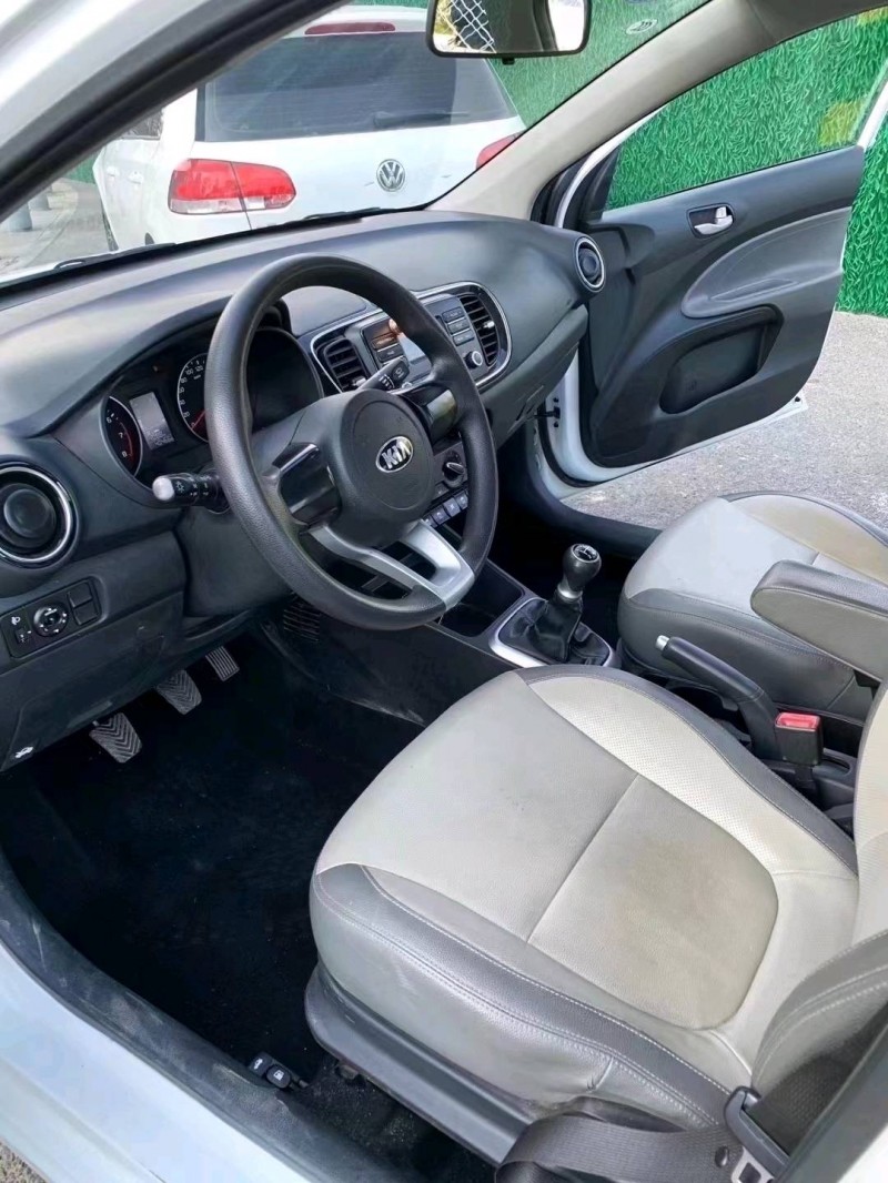 廊坊18年起亚焕驰4