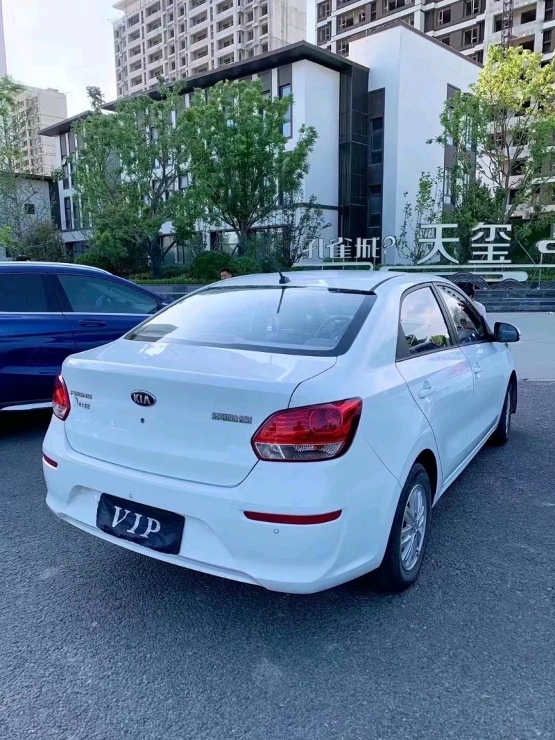 廊坊18年起亚焕驰7