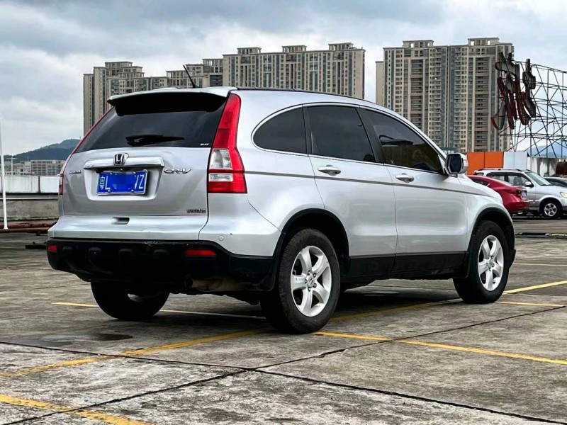 东莞07年本田CRV7