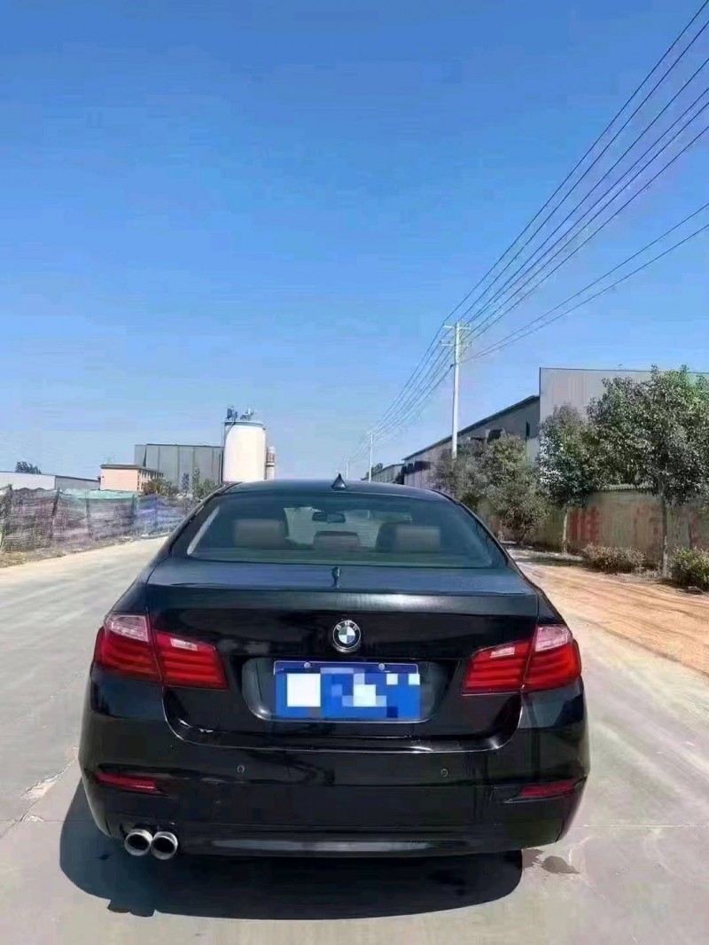 北京16年宝马5系8