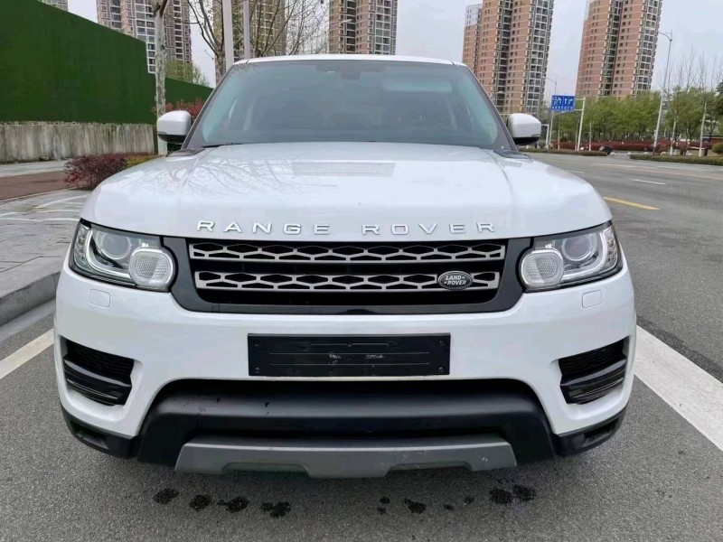 北京17年路虎揽胜运动1