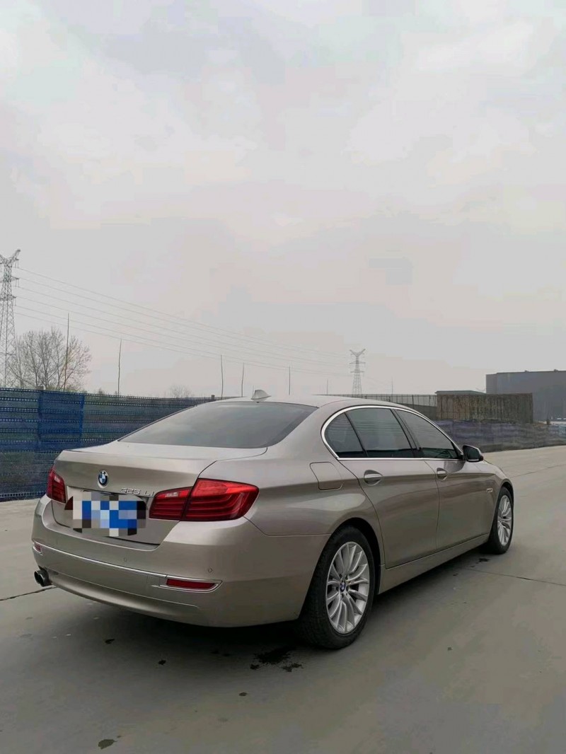 北京17年宝马5系1