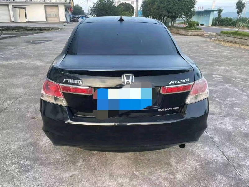 邢台08年本田雅阁3