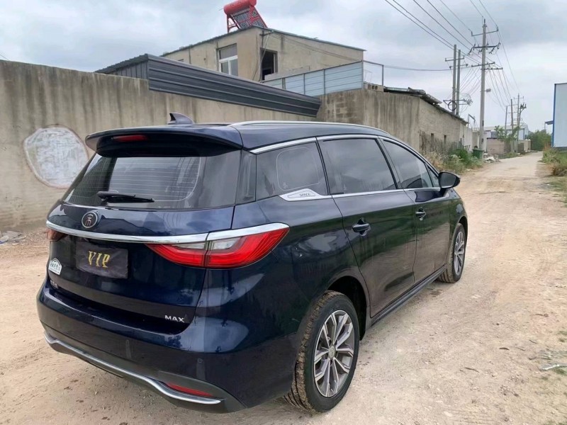 蚌埠19年比亚迪宋3