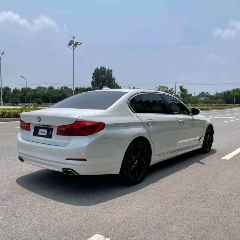 北京17年宝马5系9