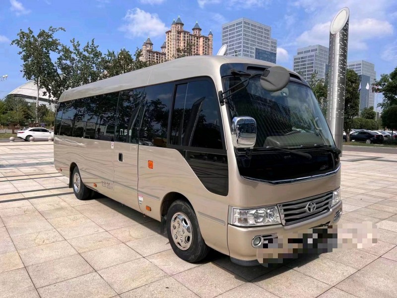 枣庄16年丰田考斯特2