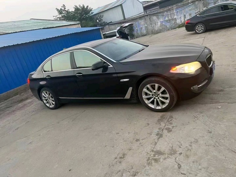 北京13年宝马5系3