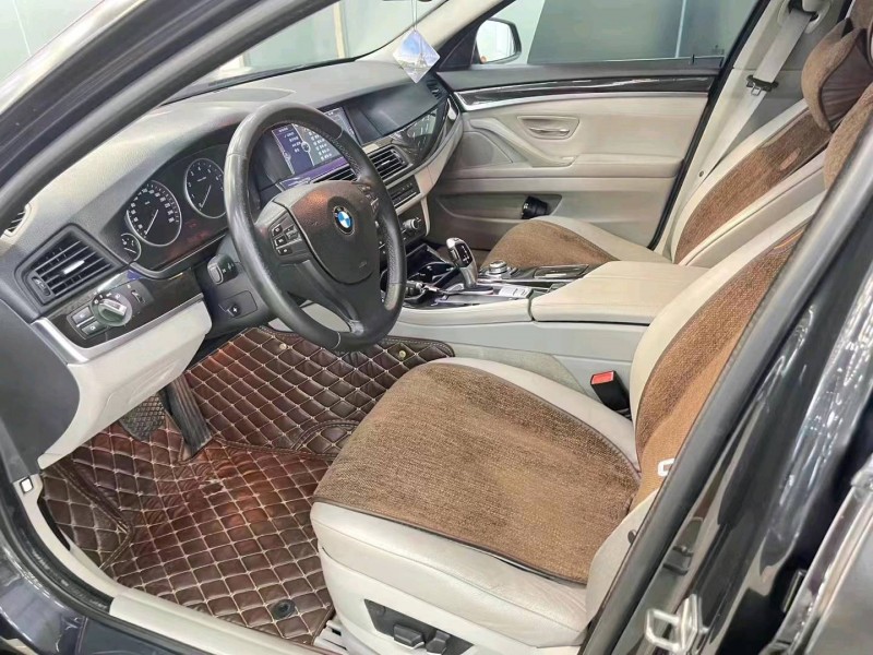 济宁11年宝马5系6