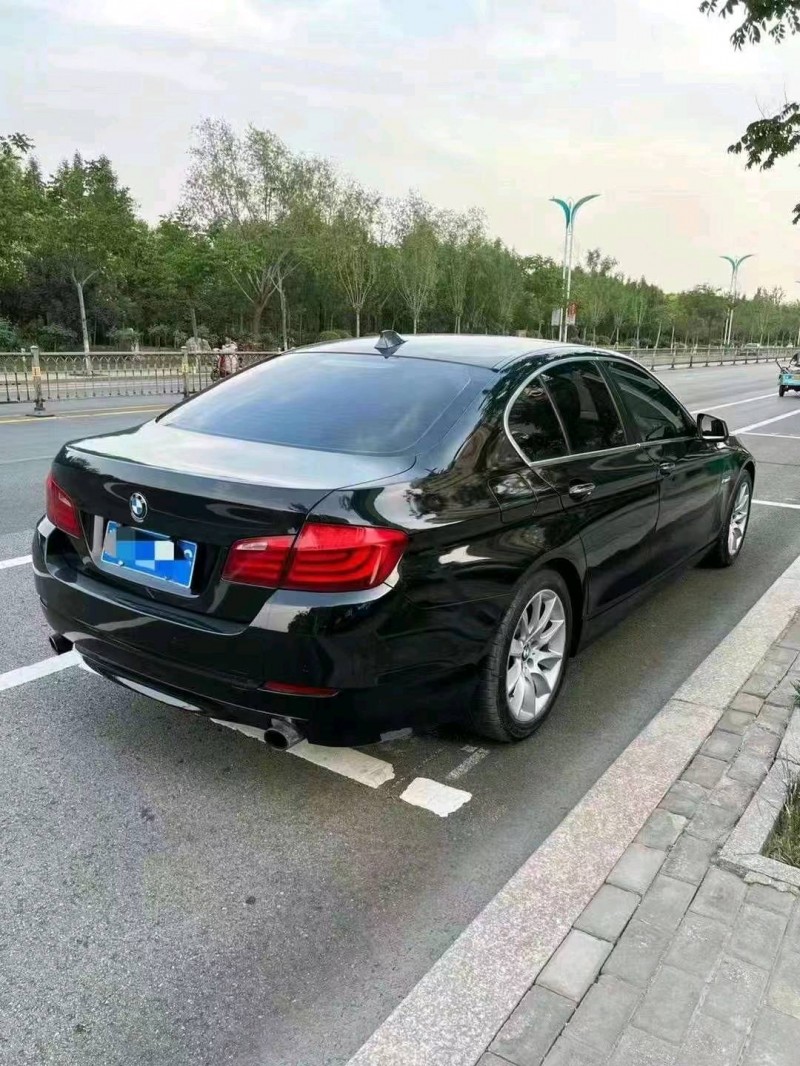 北京11年宝马5系8