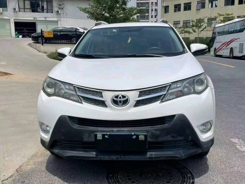广州13年丰田RAV41