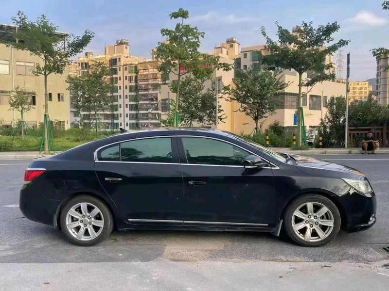 广州10年别克君越4