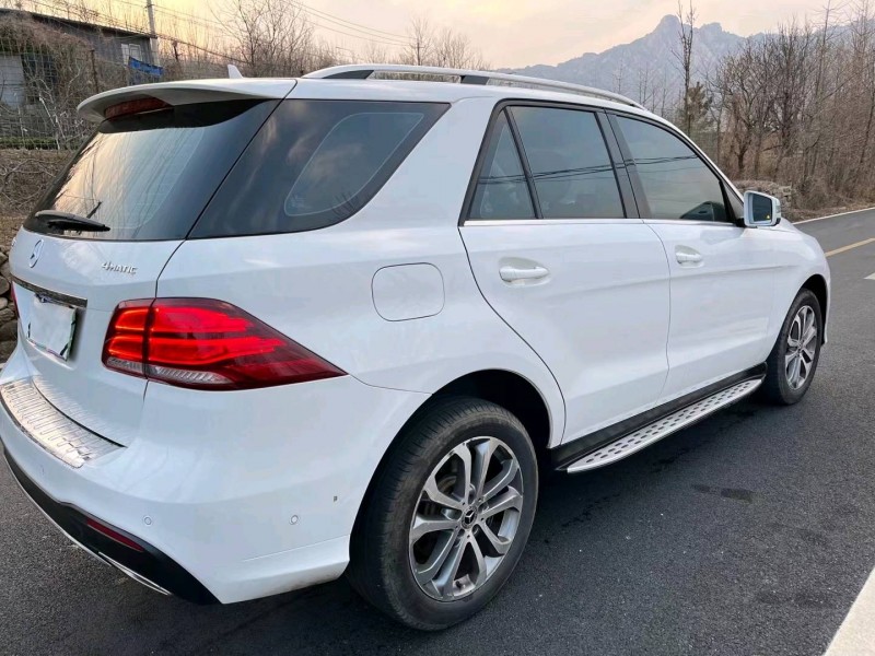 青岛17年奔驰GLE8