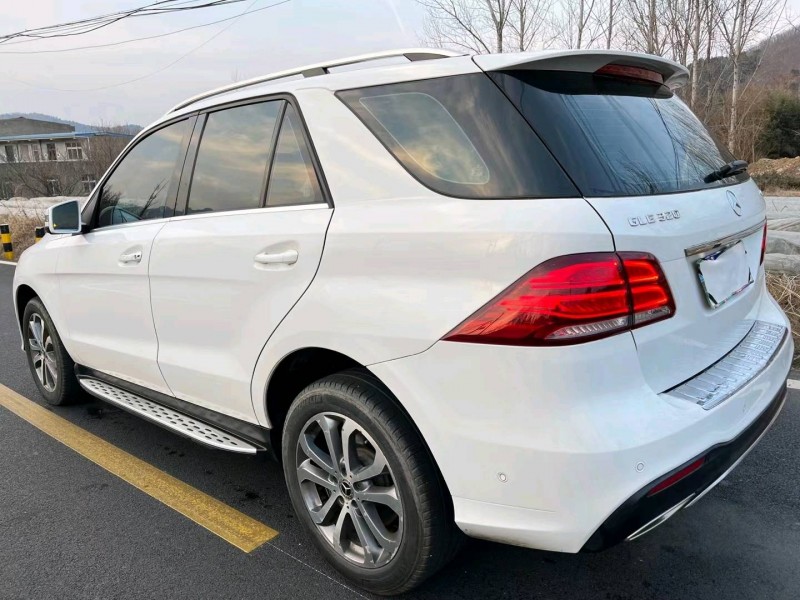 青岛17年奔驰GLE7