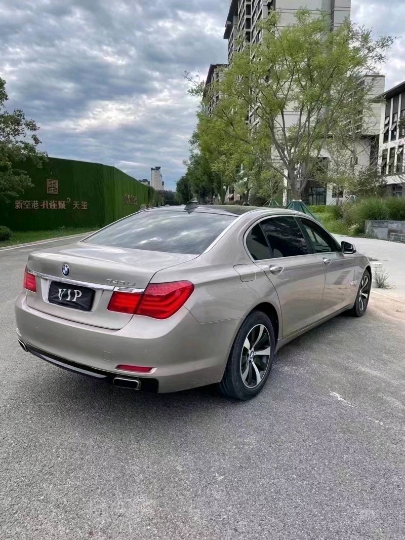 廊坊13年宝马7系8
