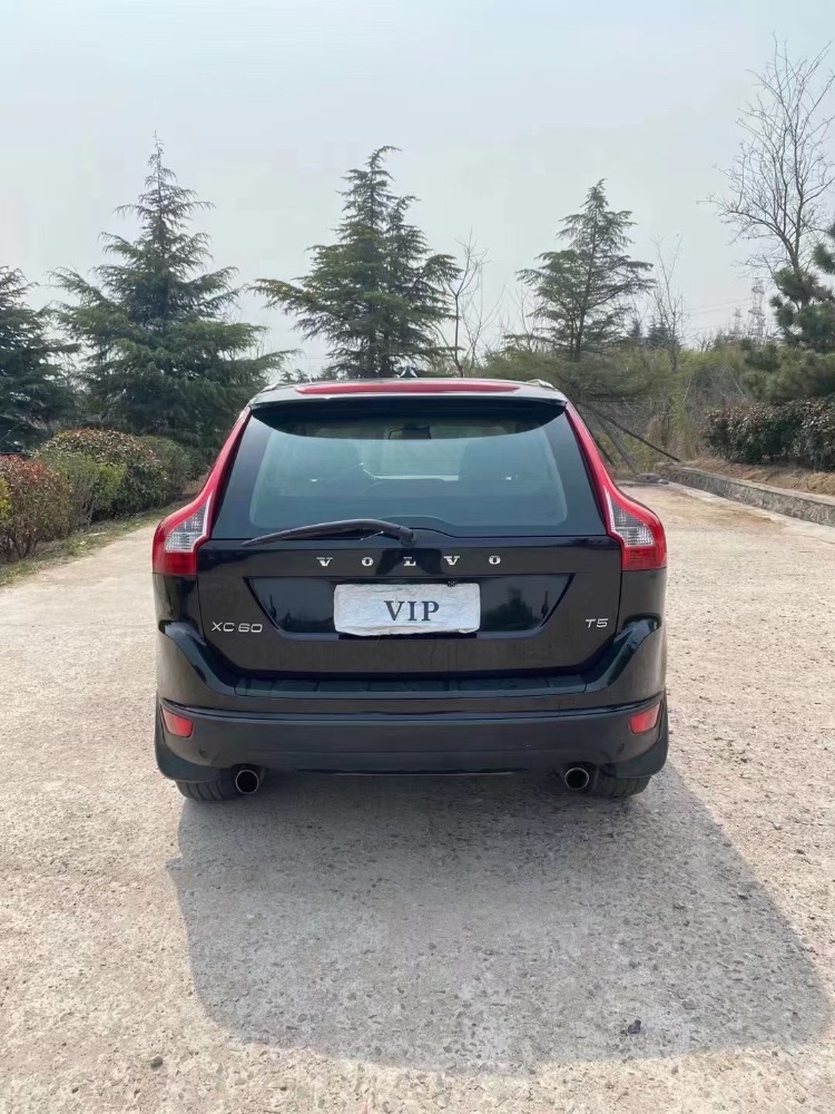 青島12年沃爾沃XC606
