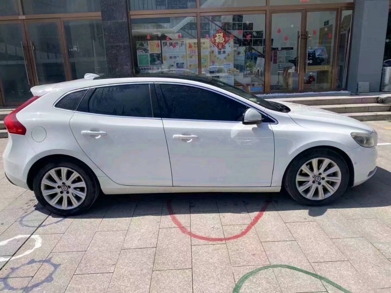 北京13年沃尔沃V403