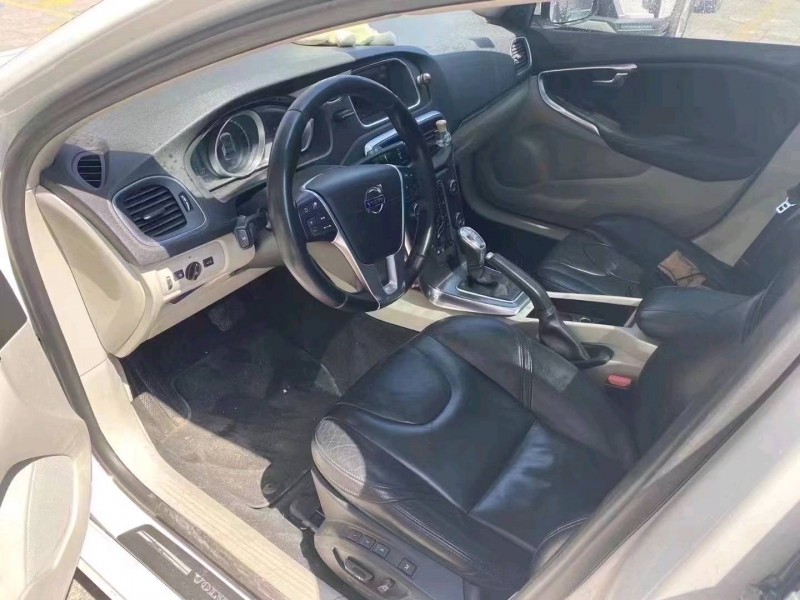 北京13年沃尔沃V405