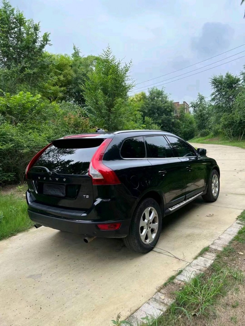 枣庄12年沃尔沃XC606