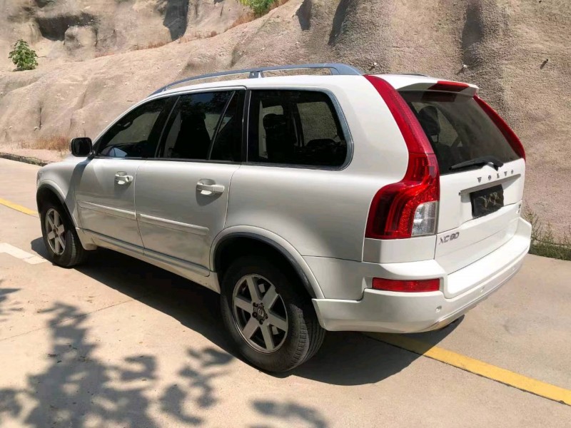枣庄13年沃尔沃XC905