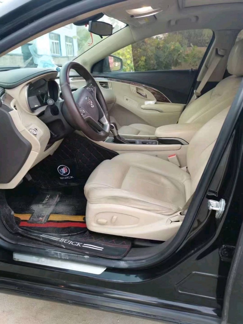 枣庄15年别克君越1