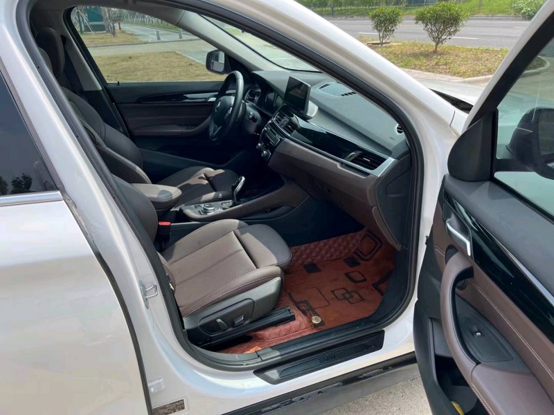 盐城19年宝马X16