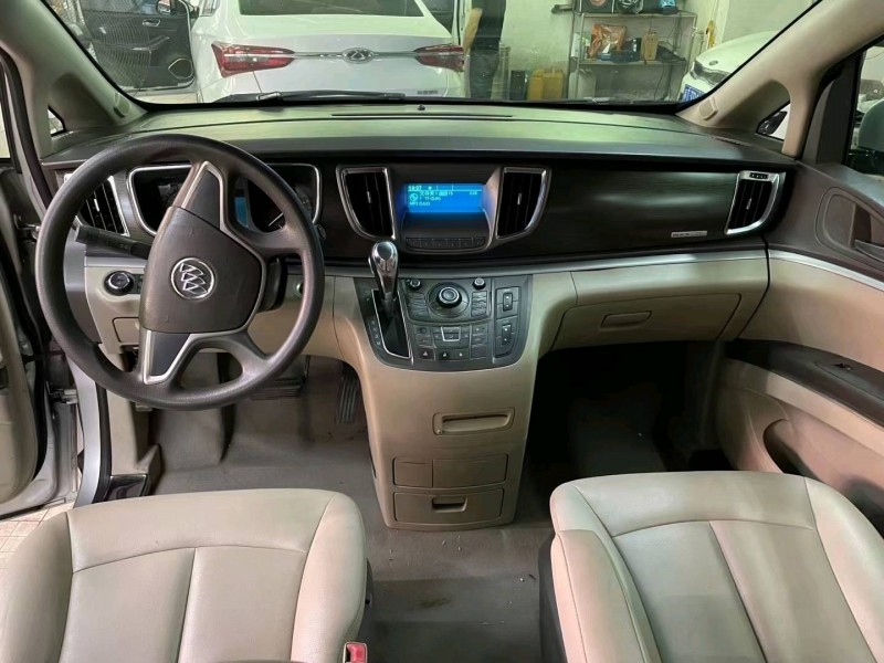 广州13年别克GL86